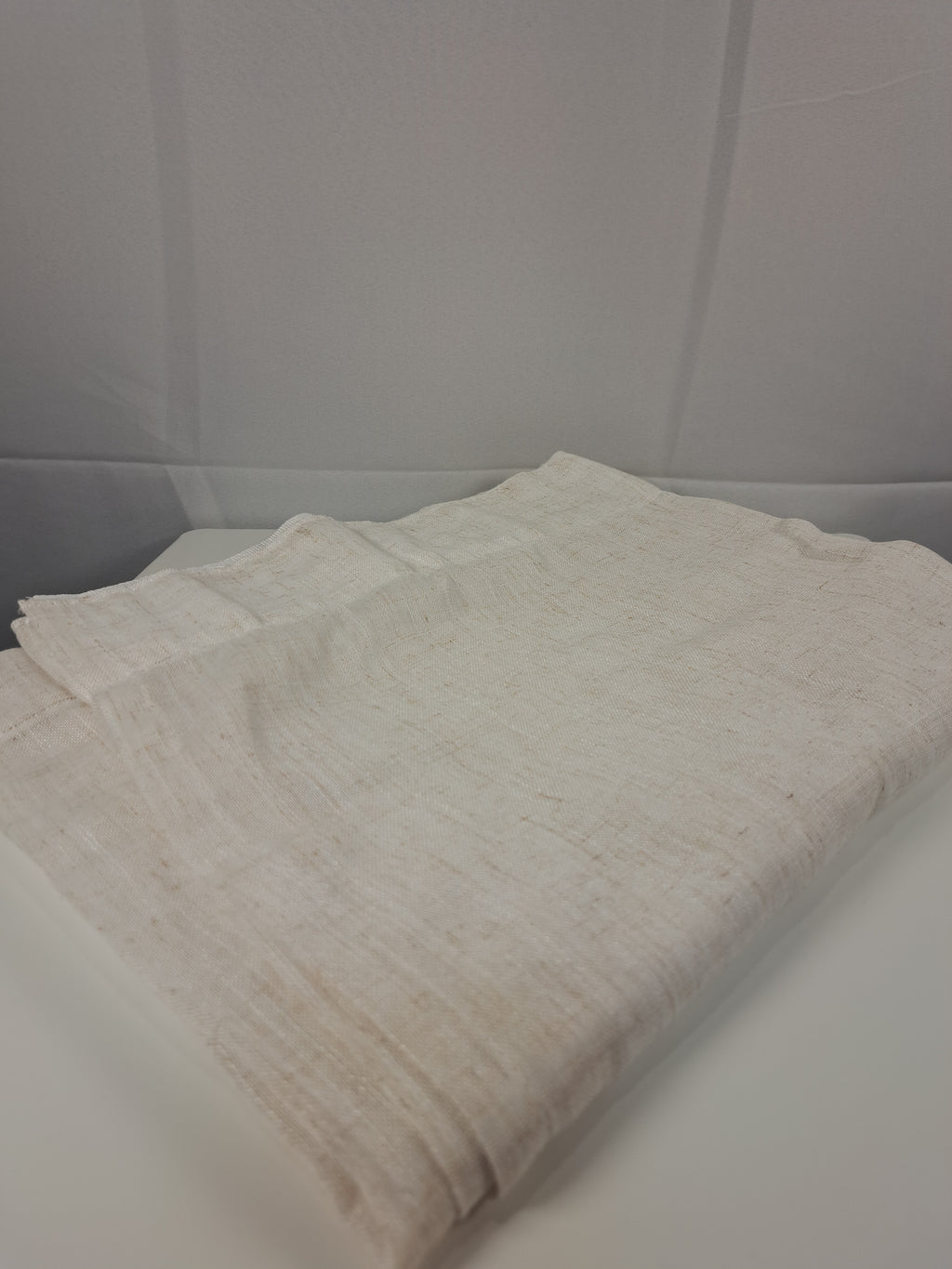 Pusiau permatomos lininės užuolaidos kreminės spalvos, 140 × 245 cm, 1 vnt., Topfinel
